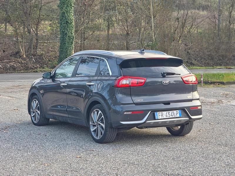 Usata Kia Niro Style 104 CV (76 kW) 2018 Grigio SUV