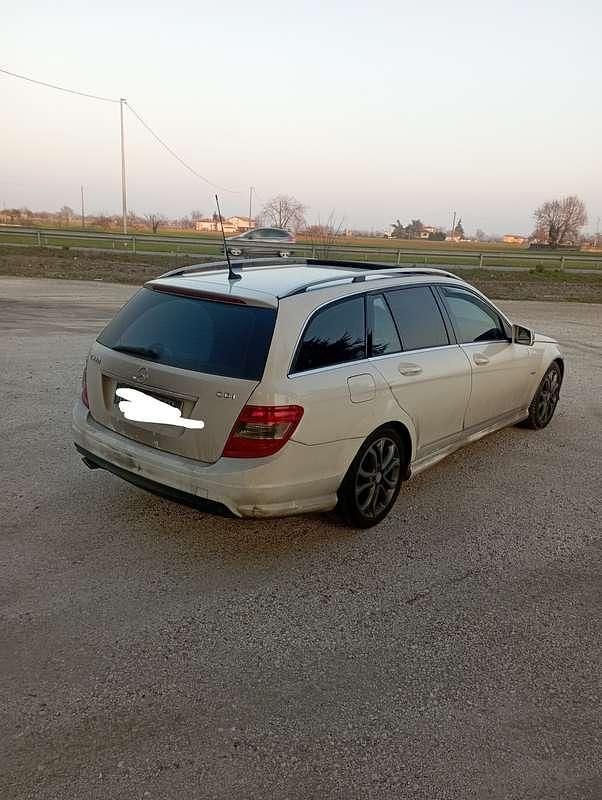 Usata Mercedes C220 Avantgarde 170 CV (125 kW) 2008 Station wagon