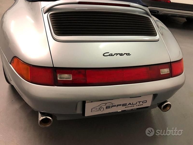Usata Porsche 911 Carrera Cabriolet 272 CV (200 kW) 1994 Grigio Cabrio