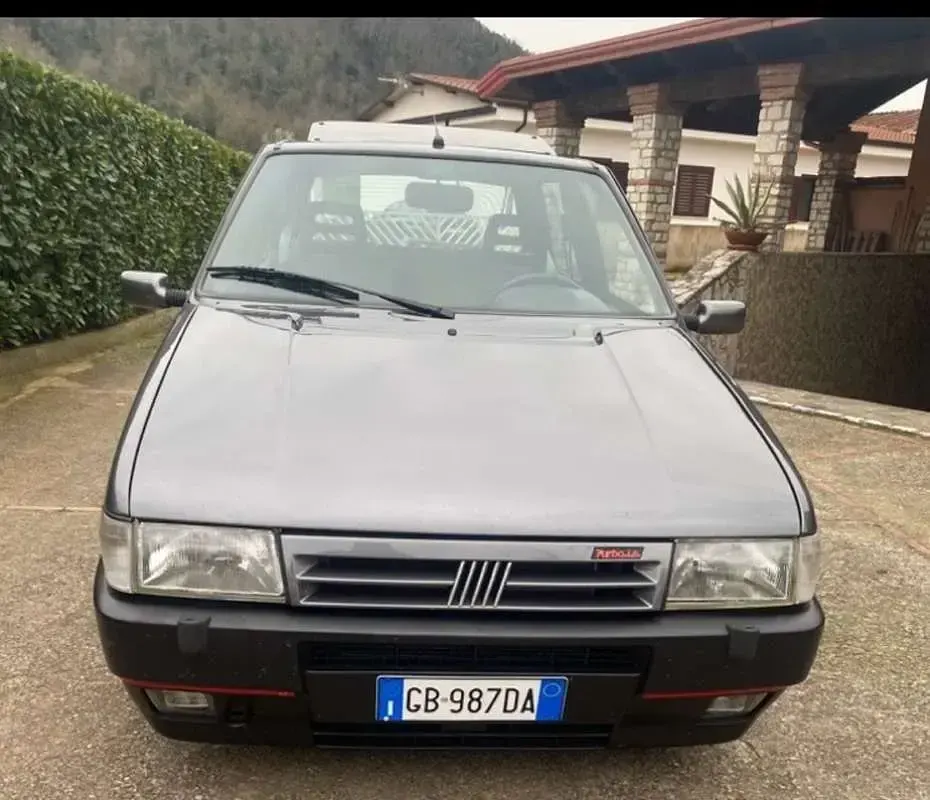 Usata Fiat Uno Racing 116 CV (85 kW) 1992 Utilitaria