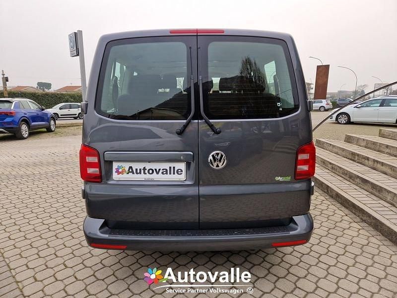 Usata VW Caravelle Comfortline 150 CV (110 kW) 2019 Grigio Monovolume