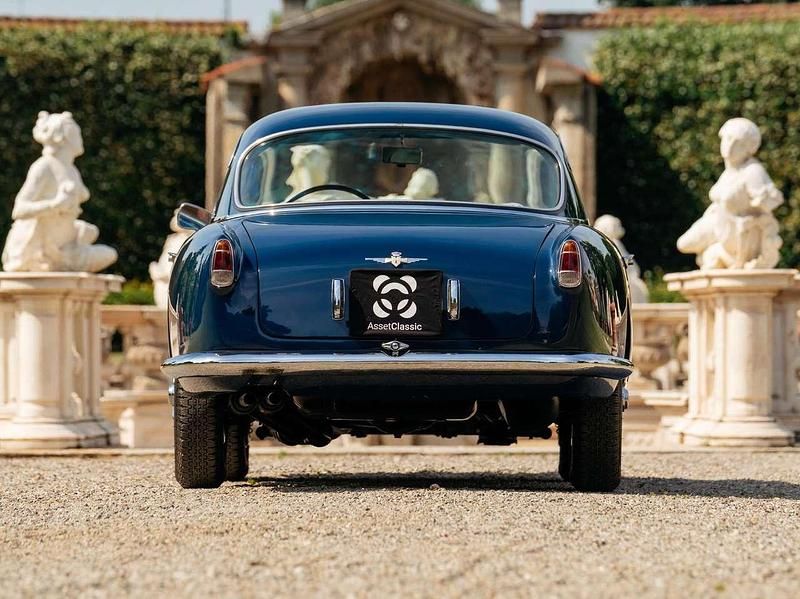 Occasion Alfa Romeo 1900 Super 116 ch (85 kW) 1956 Bleue Coupé
