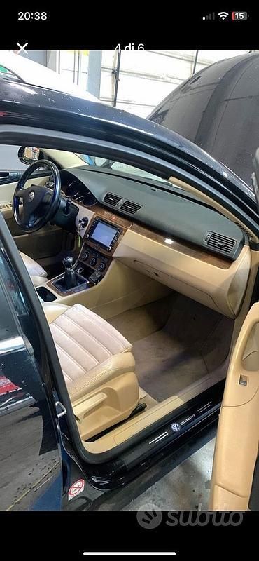 Nero Usata 2006 VW Passat Station wagon | 5500 € (Molto cara) - Immagine 1/4