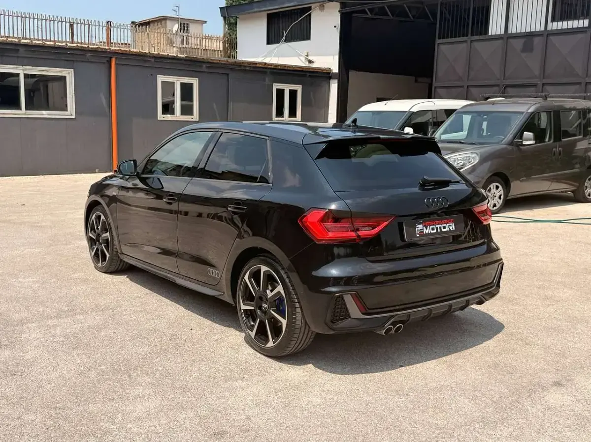 Usata Audi A1 Sportback S-Line 200 CV (147 kW) 2020 Other Utilitaria