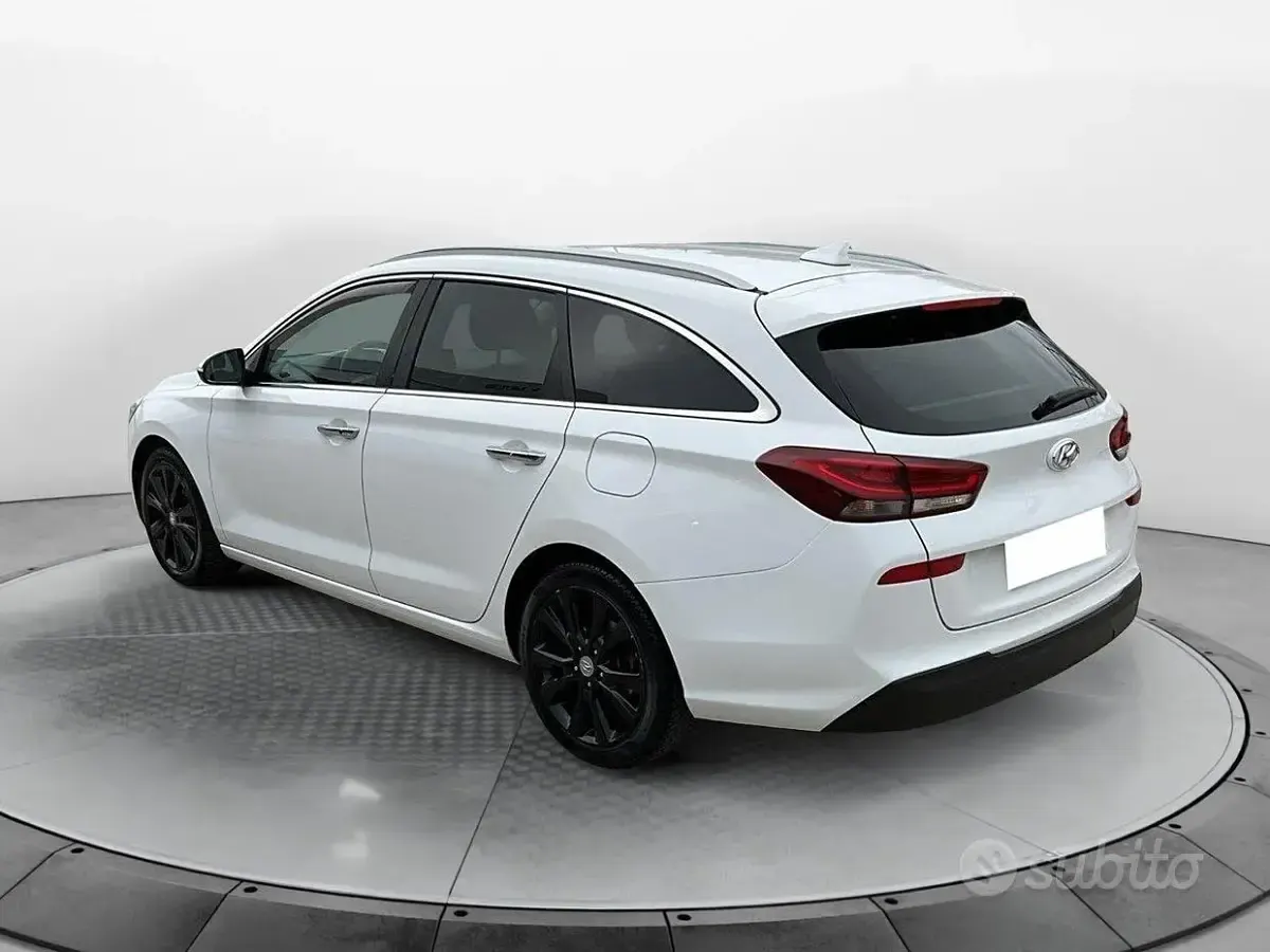 Usata Hyundai i30 Style 136 CV (100 kW) 2017 Bianco Station wagon