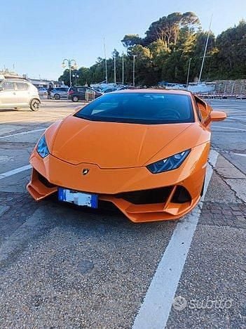 Usata 2022 Lamborghini Huracán Coupé | 279.900 € (Cara) - Immagine 1/4