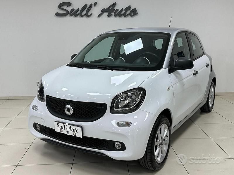 Bianco Usata 2017 Smart ForFour Passion Utilitaria | 10.900 € (Buon prezzo) - Immagine 1/4