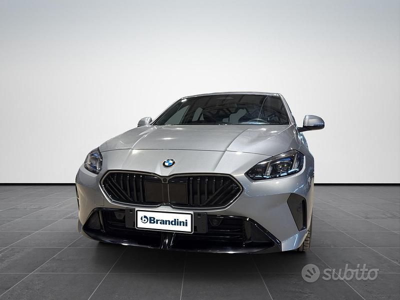 Usata BMW 118 M Sport 150 CV (110 kW) 2024 Skyscraper grey metallic Utilitaria