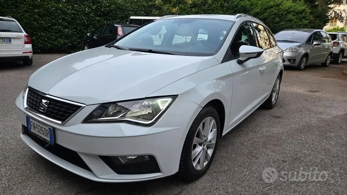 Usata Seat Leon ST Business 115 CV (84 kW) 2018 Bianco Station wagon