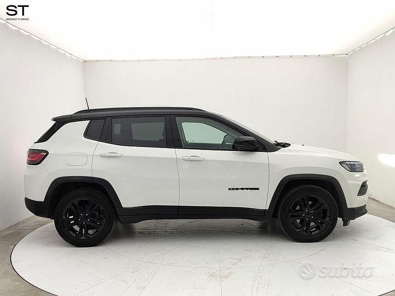 Usata Jeep Compass Night Eagle 130 CV (95 kW) 2022 Bianco SUV