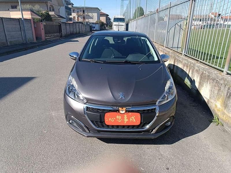 Usata Peugeot 208 Allure 82 CV (60 kW) 2018 Grigio Utilitaria