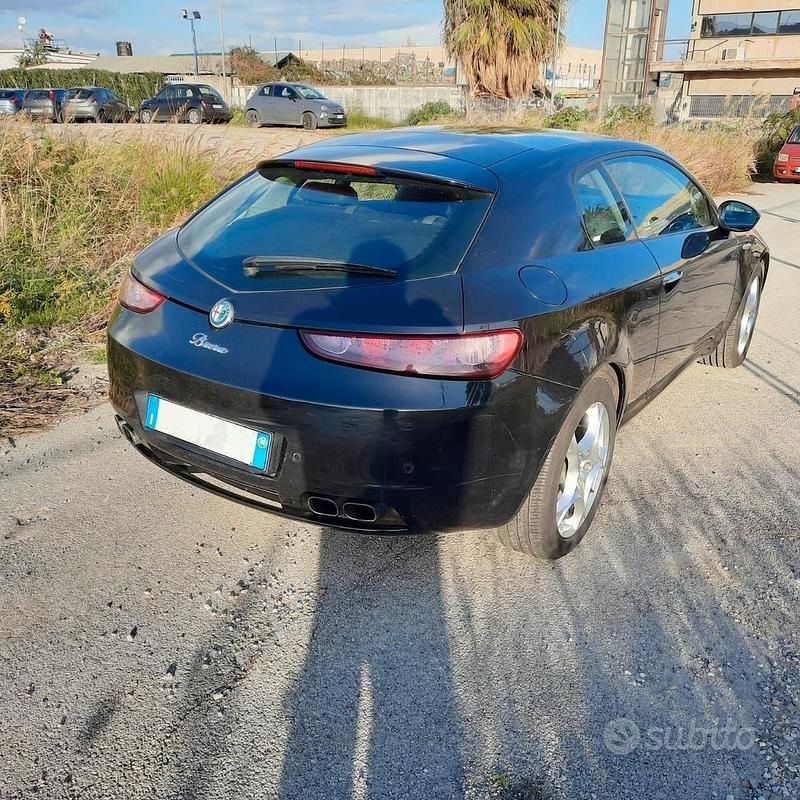 Usata Alfa Romeo Brera 185 CV (136 kW) 2006 Nero Coupé