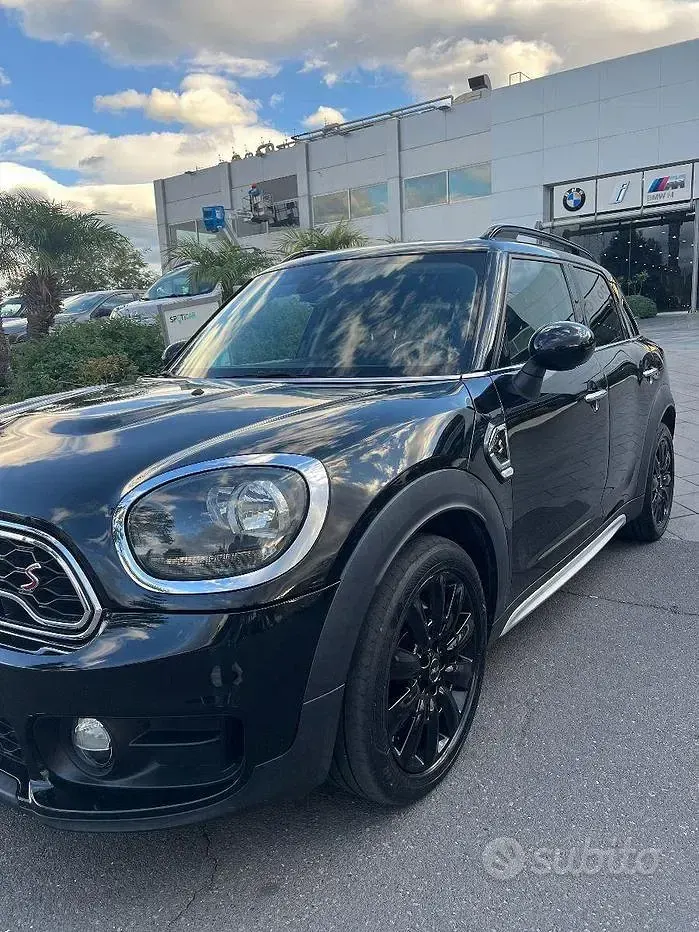 Usata Mini Countryman 190 CV (139 kW) 2019 Nero SUV