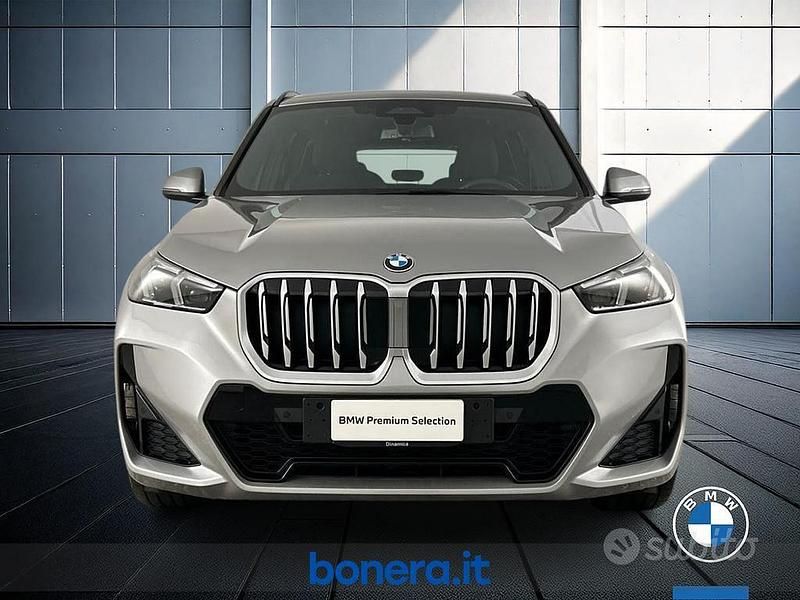 Usata BMW X1 M Sport 150 CV (110 kW) 2024 Spacesilber metallizzato SUV