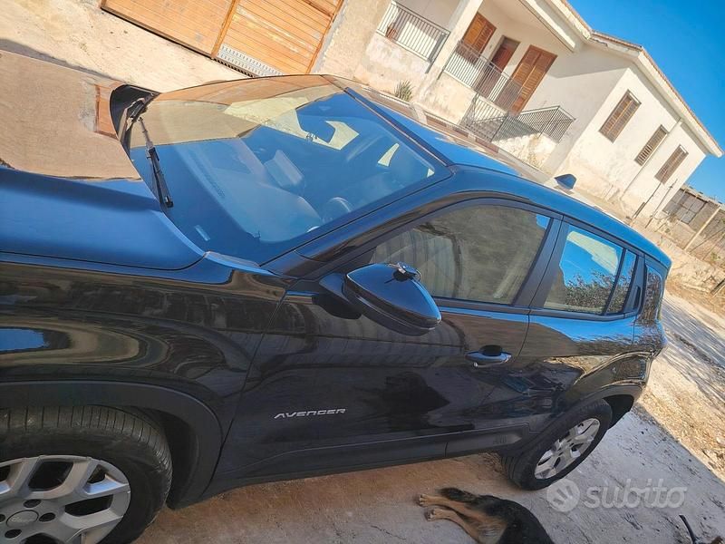 Usata Jeep Avenger 101 CV (74 kW) 2023 Nero SUV
