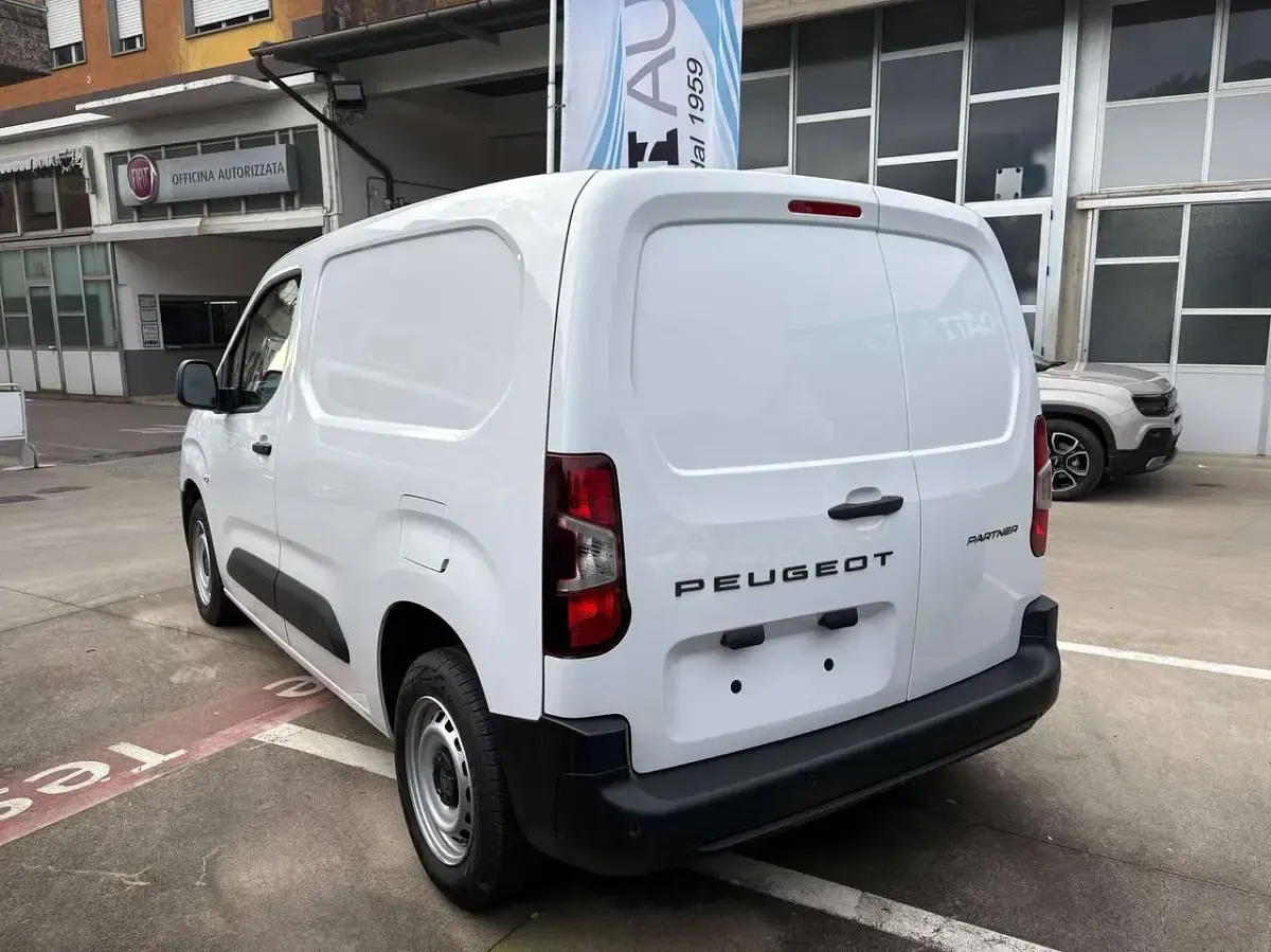 Nuova Peugeot Partner 101 CV (74 kW) 2025 Bianco Monovolume