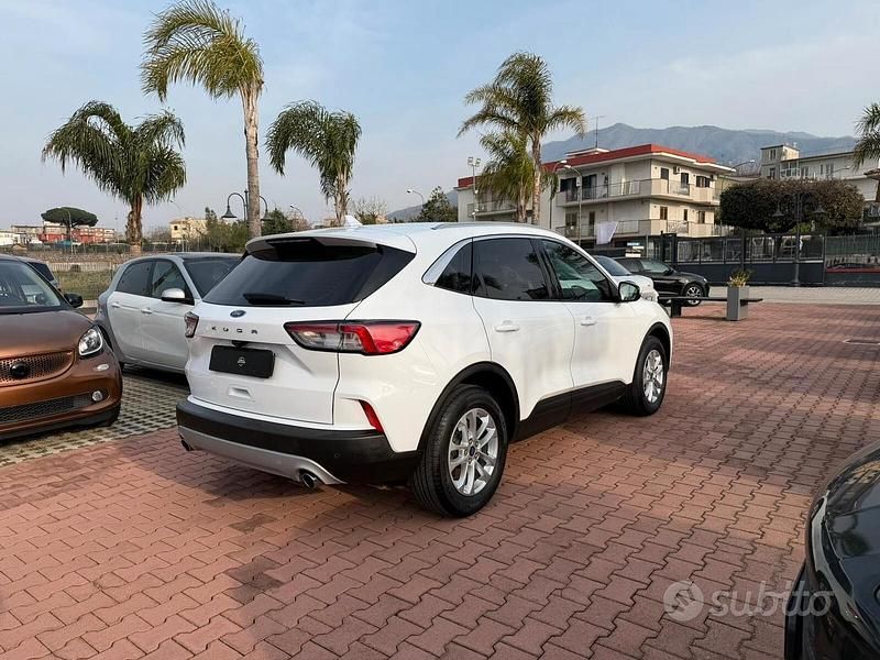 Usata Ford Kuga Titanium 120 CV (88 kW) 2021 Bianco SUV