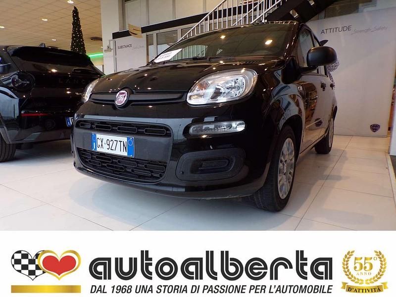 Usata Fiat Panda 69 CV (50 kW) 2025 Nero cinema pastello