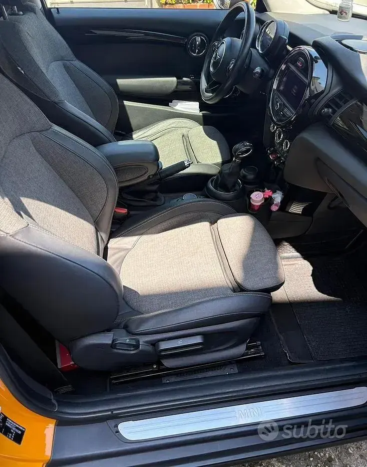 Usata Mini Cooper D 116 CV (85 kW) 2014 Utilitaria
