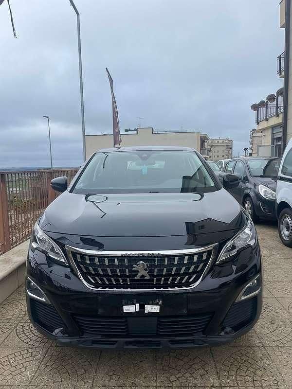 Usata Peugeot 3008 Allure 131 CV (96 kW) 2018 Nero SUV