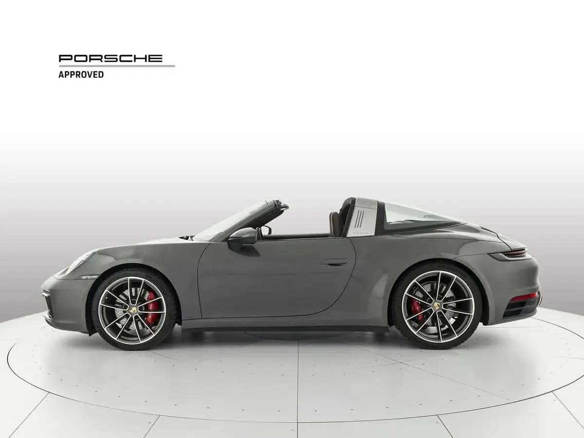 Usata Porsche 911 Targa 4S 450 CV (330 kW) 2023 Grigio Cabrio