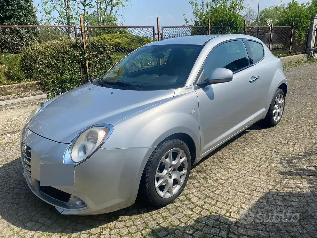 Usata Alfa Romeo MiTo 120 CV (88 kW) 2011 Grigio Utilitaria