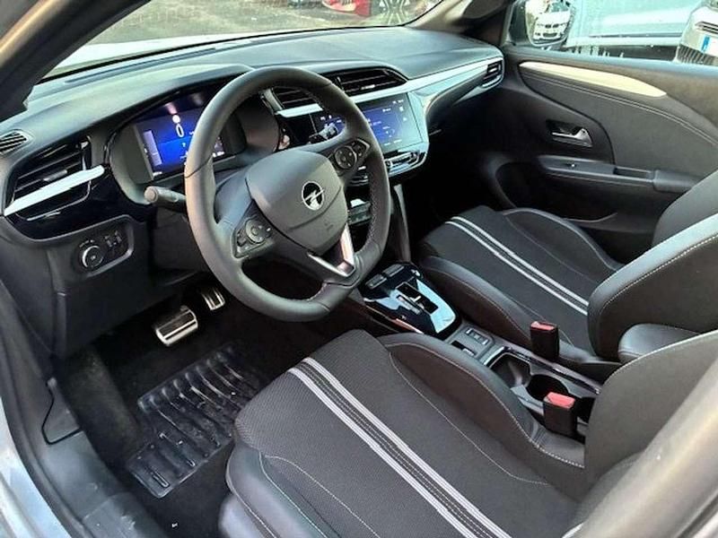 Usata Opel Corsa 101 CV (74 kW) 2025 Argento Berlina