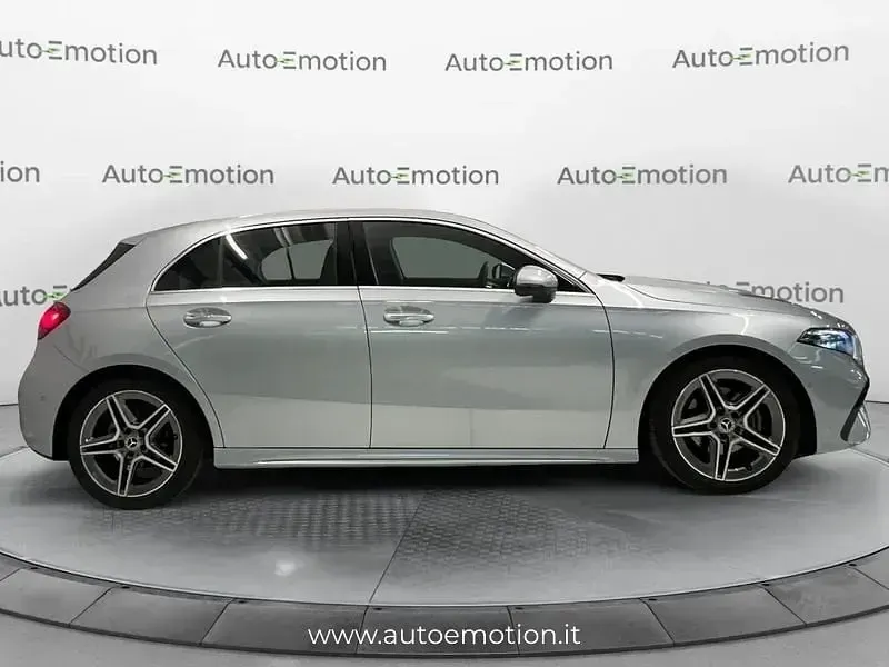 Usata Mercedes A180 Advanced Plus 136 CV (100 kW) 2025 Argento Utilitaria