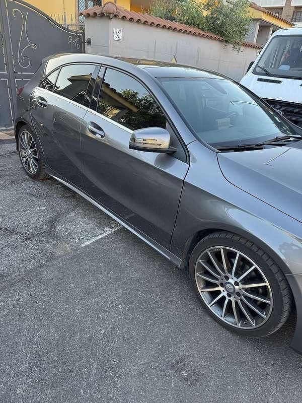 Usata Mercedes A200 Premium 136 CV (100 kW) 2016 Berlina