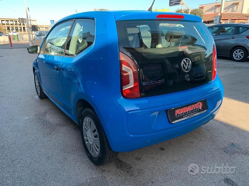 Usata VW up! Move 68 CV (50 kW) 2014 Blu Utilitaria