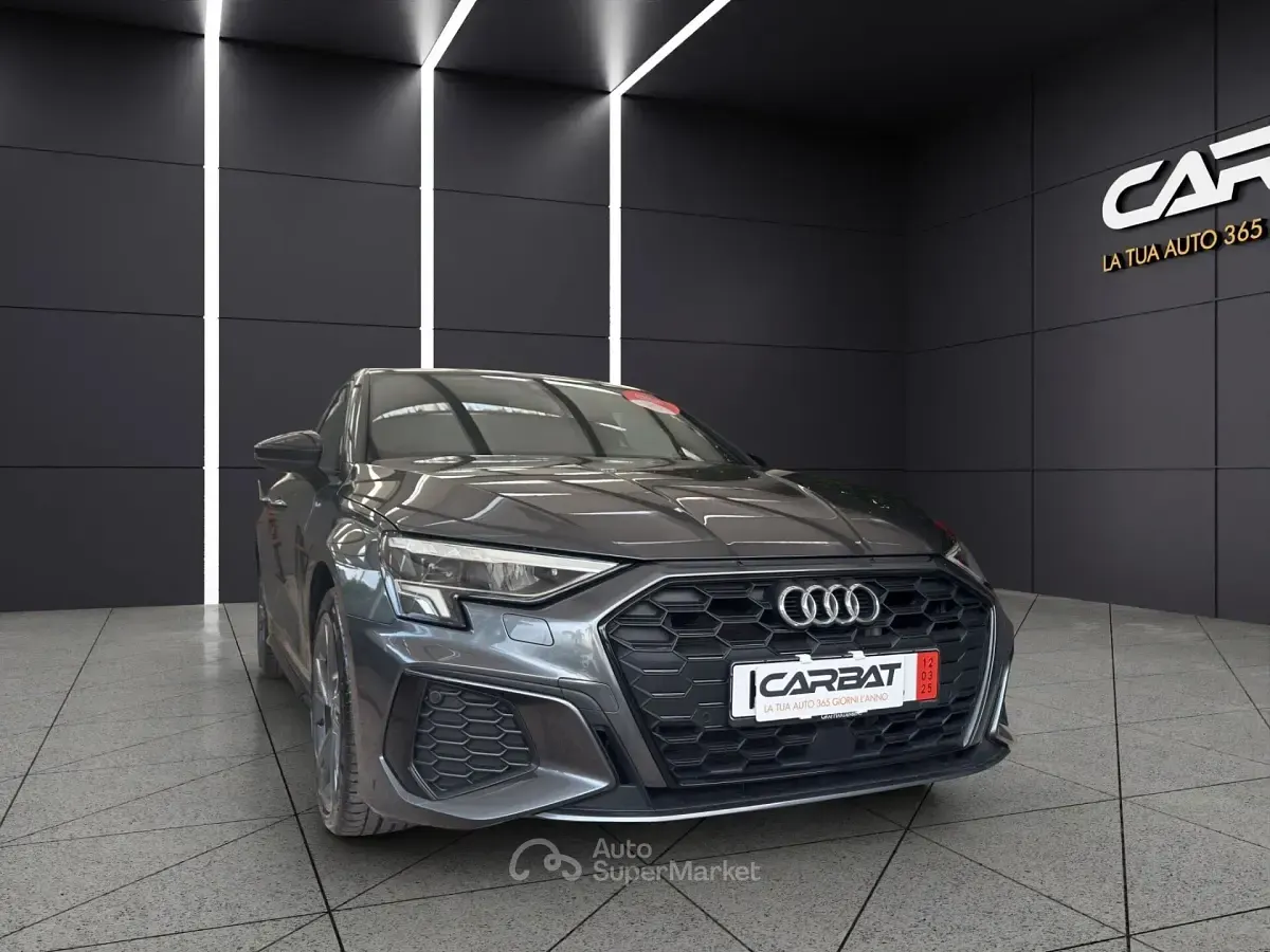 Usata Audi A3 e-tron S-Line 245 CV (180 kW) 2022 Gray Utilitaria