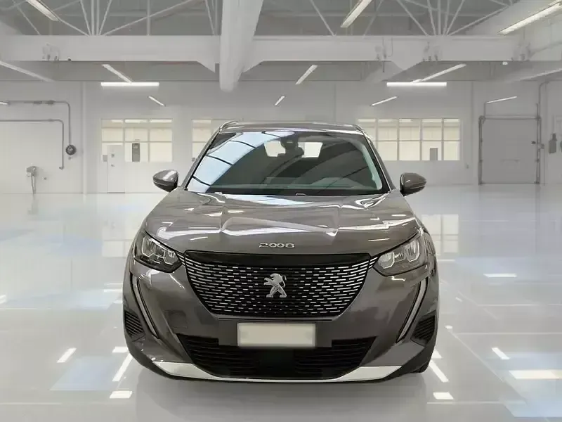 Usata Peugeot 2008 Allure 130 CV (95 kW) 2021 SUV
