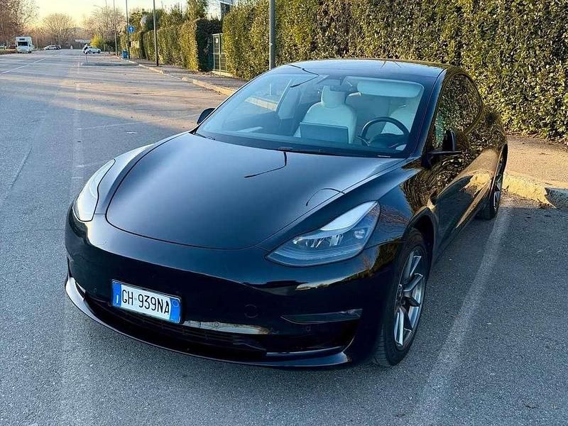 Usata Tesla Model 3 152 kW (208 CV) 2021 Nero Berlina