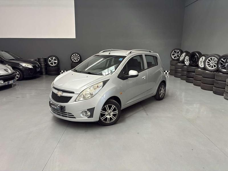 Usata Chevrolet Spark LS 68 CV (50 kW) 2010 Argento Utilitaria