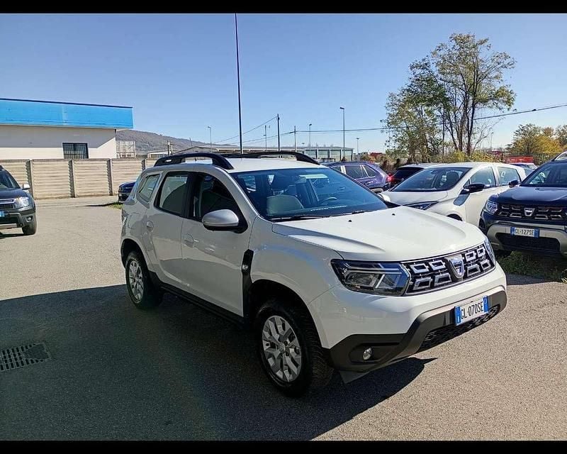 Bianco Usata 2022 Dacia Duster Comfort SUV | 16.900 € (Buon prezzo) - Immagine 1/4
