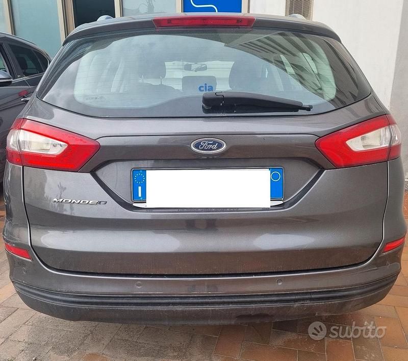 Usata Ford Mondeo S 150 CV (110 kW) 2016 Grigio Station wagon