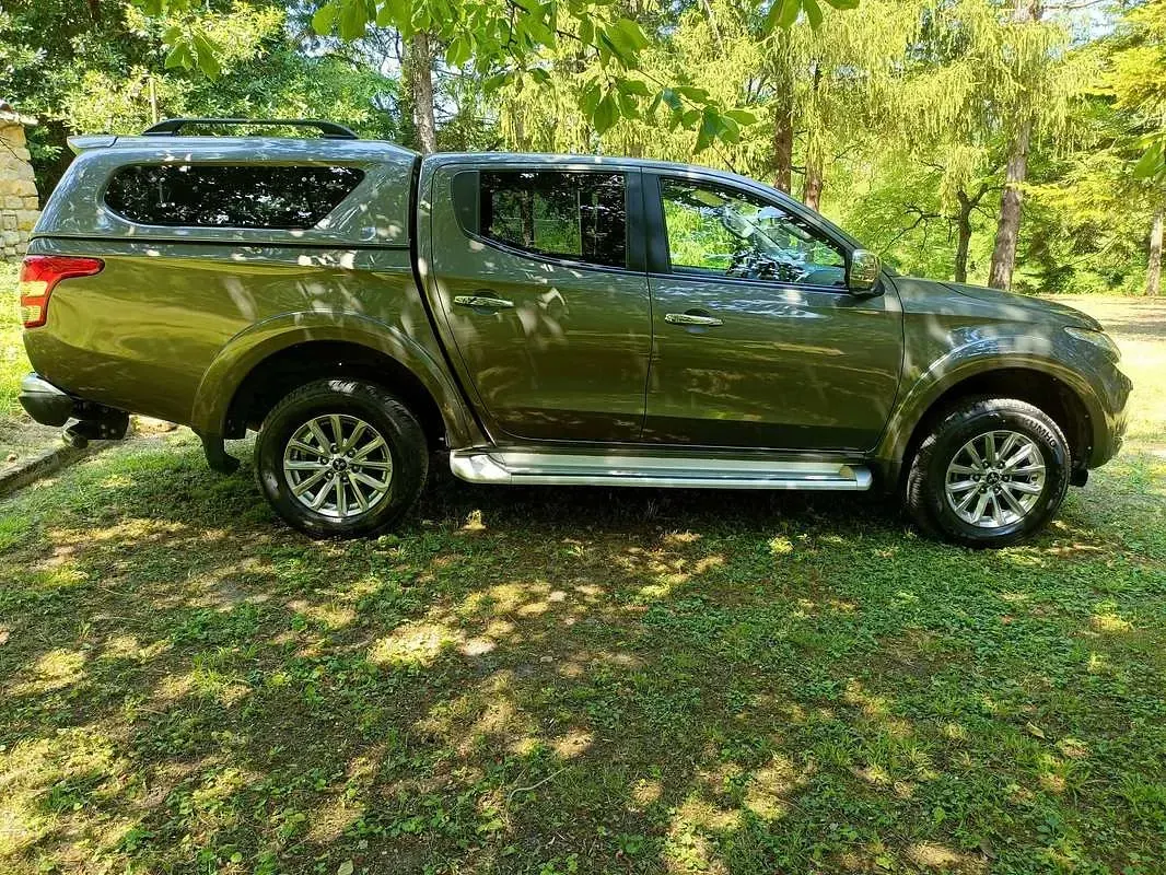 Usata Mitsubishi L200 Intense 181 CV (133 kW) 2019 Verde Pick-up