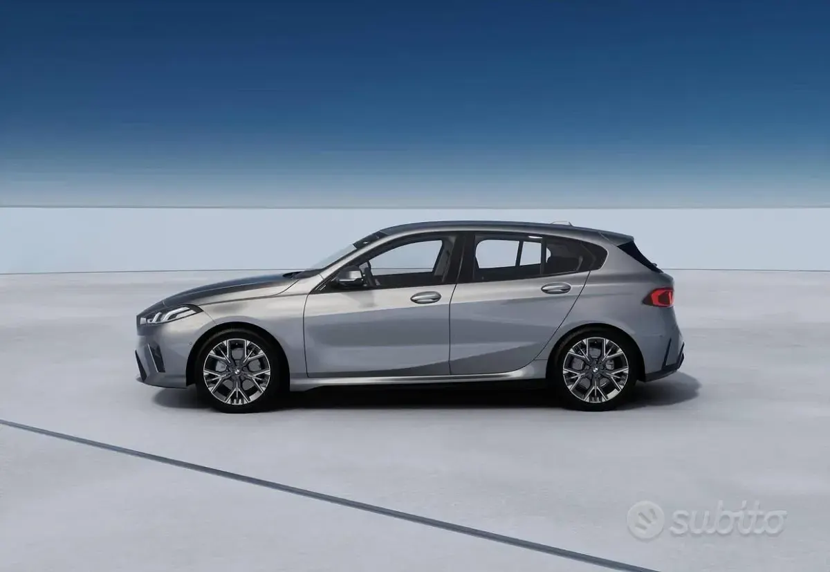 Nuova BMW 116 M Sport 122 CV (89 kW) 2026 Grigio Utilitaria