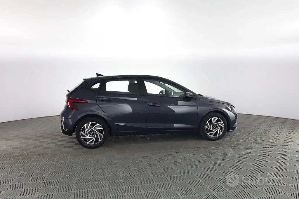Nuova Hyundai i20 90 CV (66 kW) 2026 Aurora grey Utilitaria