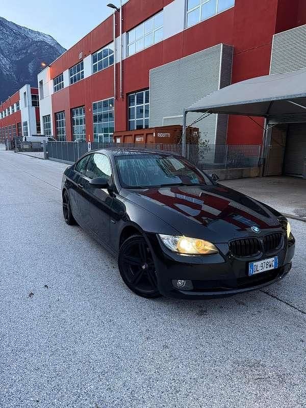 Usata BMW 320 177 CV (130 kW) 2007 Coupé