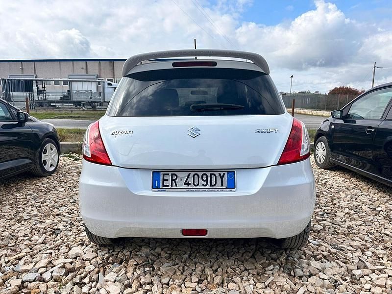 Usata Suzuki Swift GL 75 CV (55 kW) 2013 Bianco Utilitaria