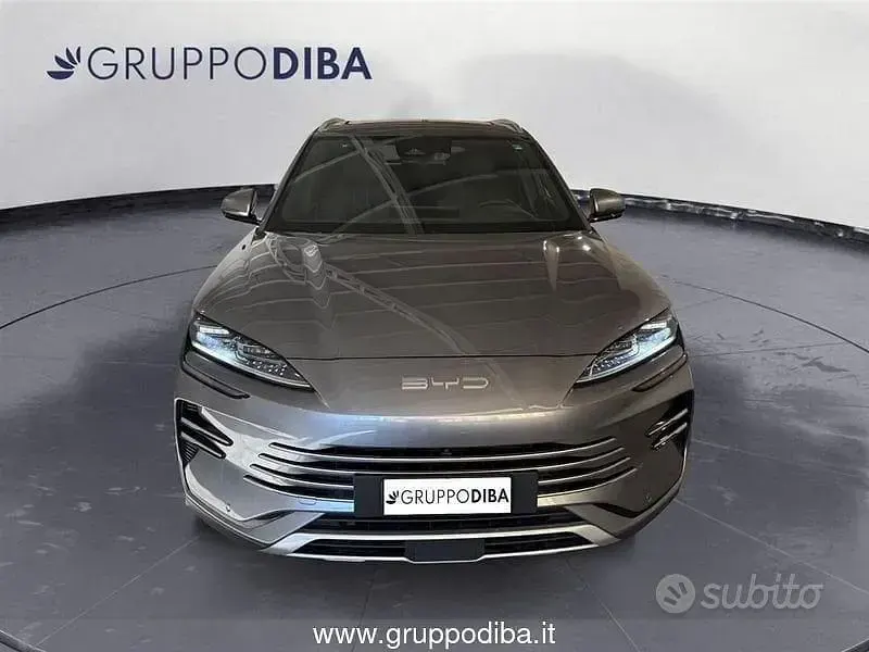 Usata BYD Seal U Boost 218 CV (160 kW) 2025 Grigio SUV