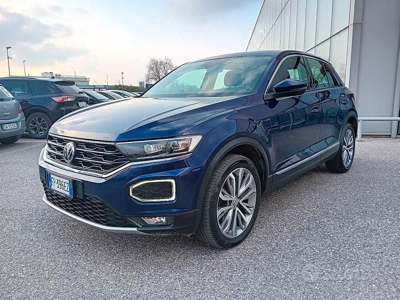 Usata VW T-Roc 2018 Blu SUV