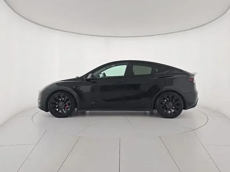 Usata Tesla Model Y Performance 359 kW (489 CV) 2022 Nero SUV