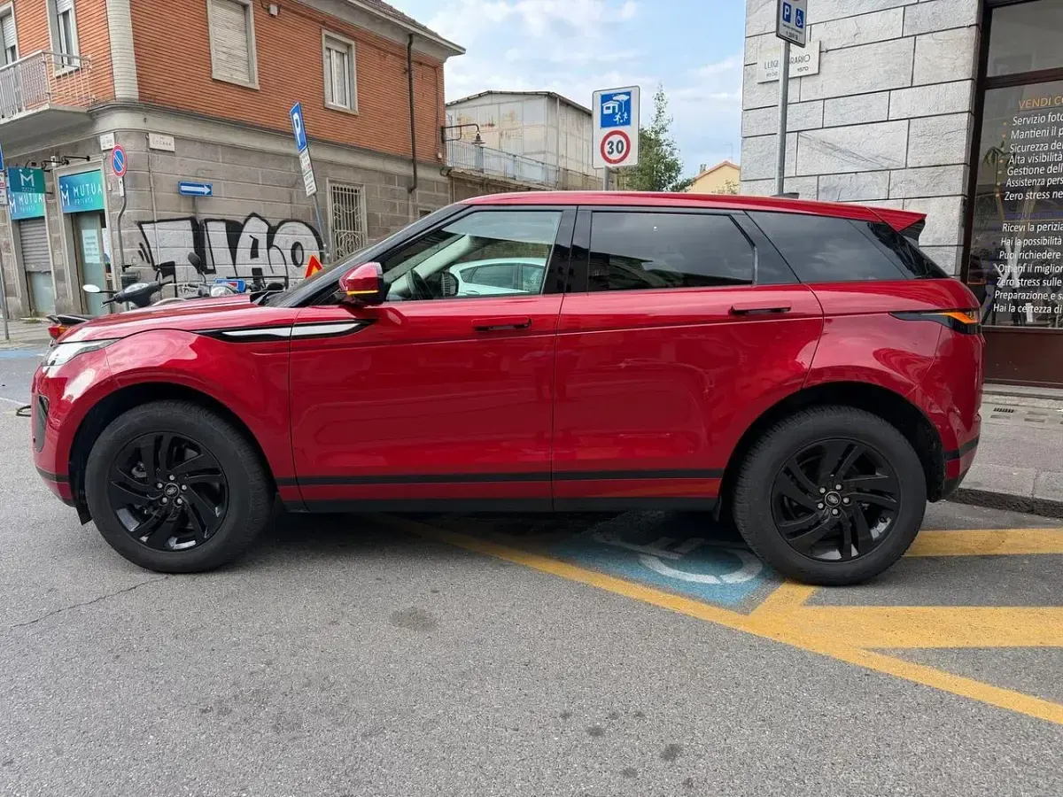 Usata Land Rover Range Rover evoque S 163 CV (119 kW) 2022 Rosso SUV