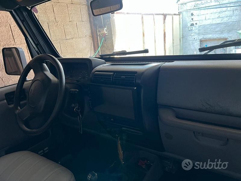 Occasion Jeep Wrangler 1997 Noir SUV