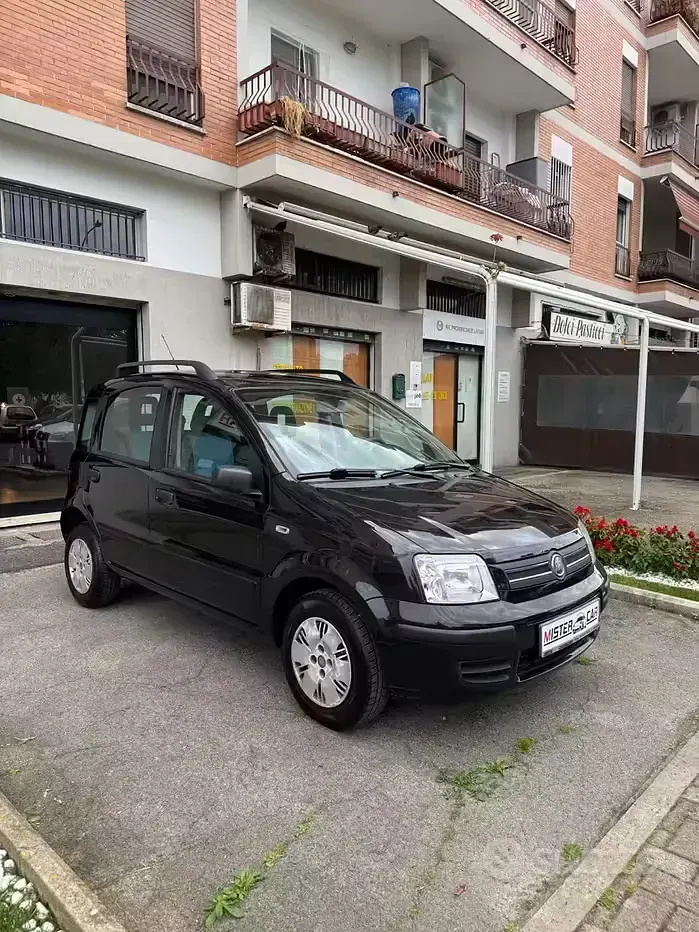 Usata Fiat Panda Dynamic 60 CV (44 kW) 2010 Nero Utilitaria