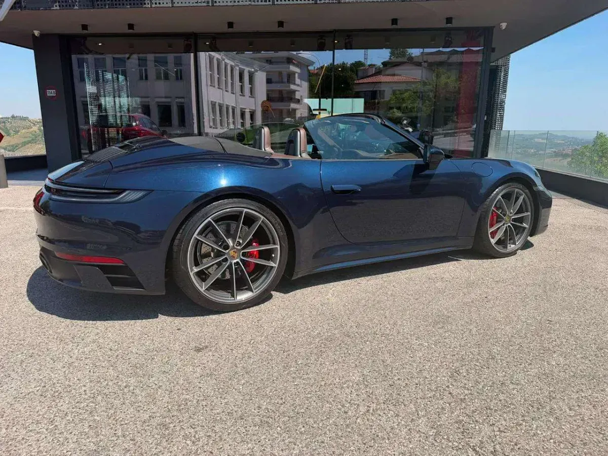 Usata Porsche 911 Carrera 4S Cabriolet 450 CV (330 kW) 2020 Blu Cabrio