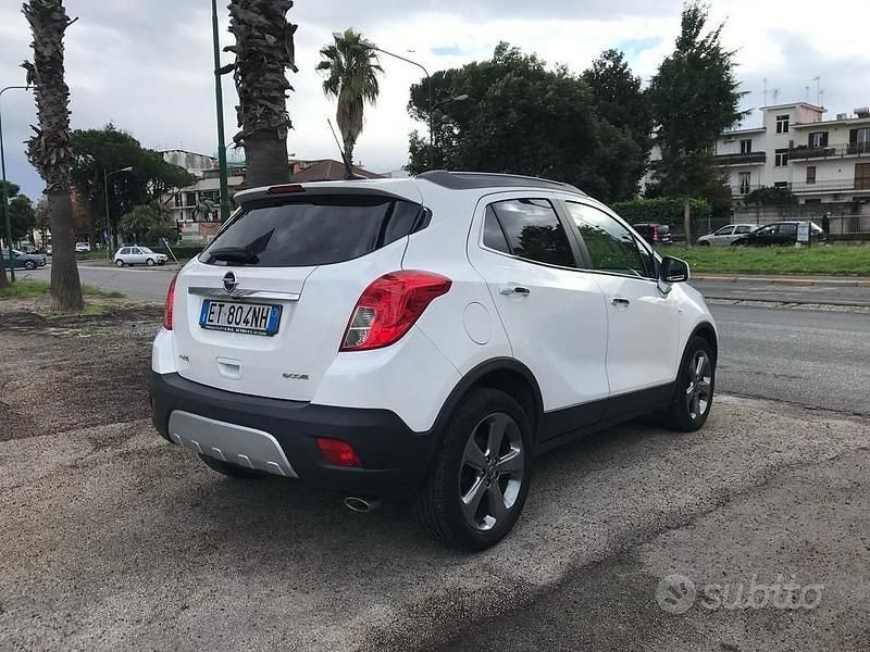 Usata Opel Mokka Cosmo 140 CV (102 kW) 2014 Bianco SUV