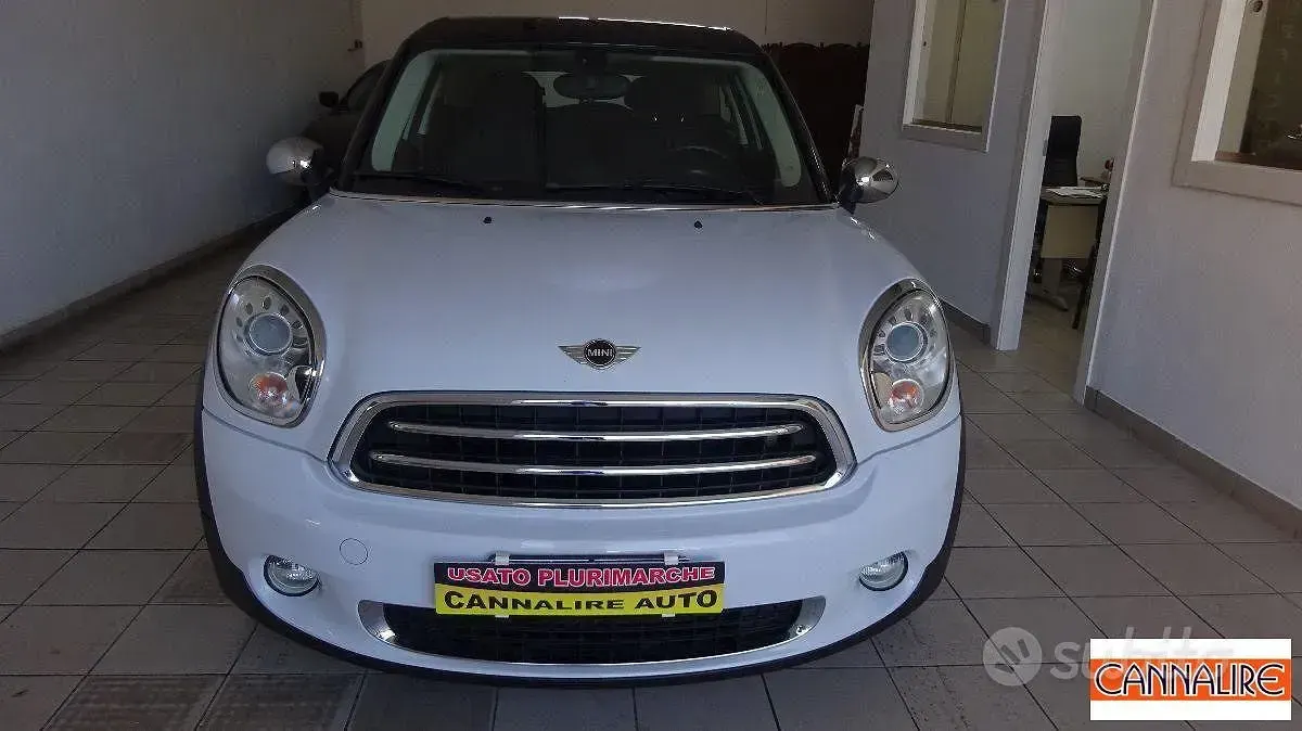 Usata Mini Cooper Coupé Business 110 CV (80 kW) 2015 Bianco Coupé